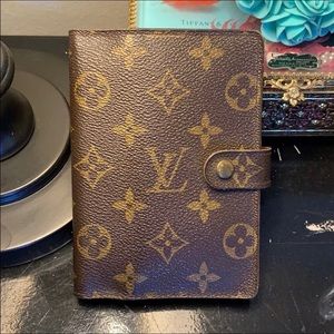 Louis Vuitton PM Agenda